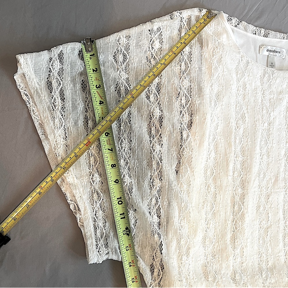 Dress barn white Lace Lined Top Angel Bat Wing Sleeves Top Size S - Picture 7 of 9